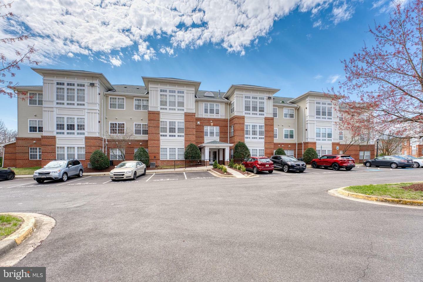 Property Photo: 13310 New Acadia Lane 301 MD 20774