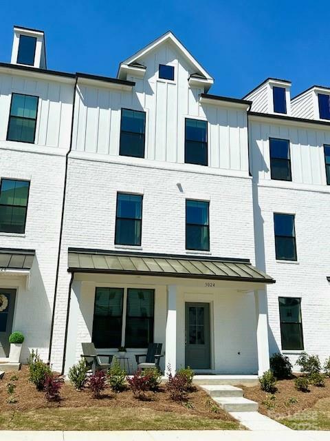 Property Photo: 3024 Red Cardinal Lane NC 28211