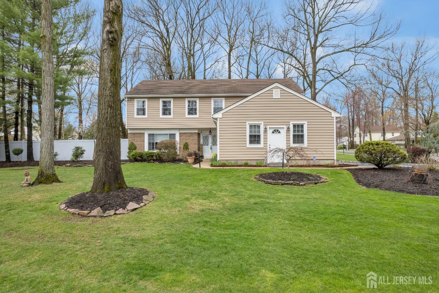 2 Pine Ridge Drive  Edison NJ 08820 photo
