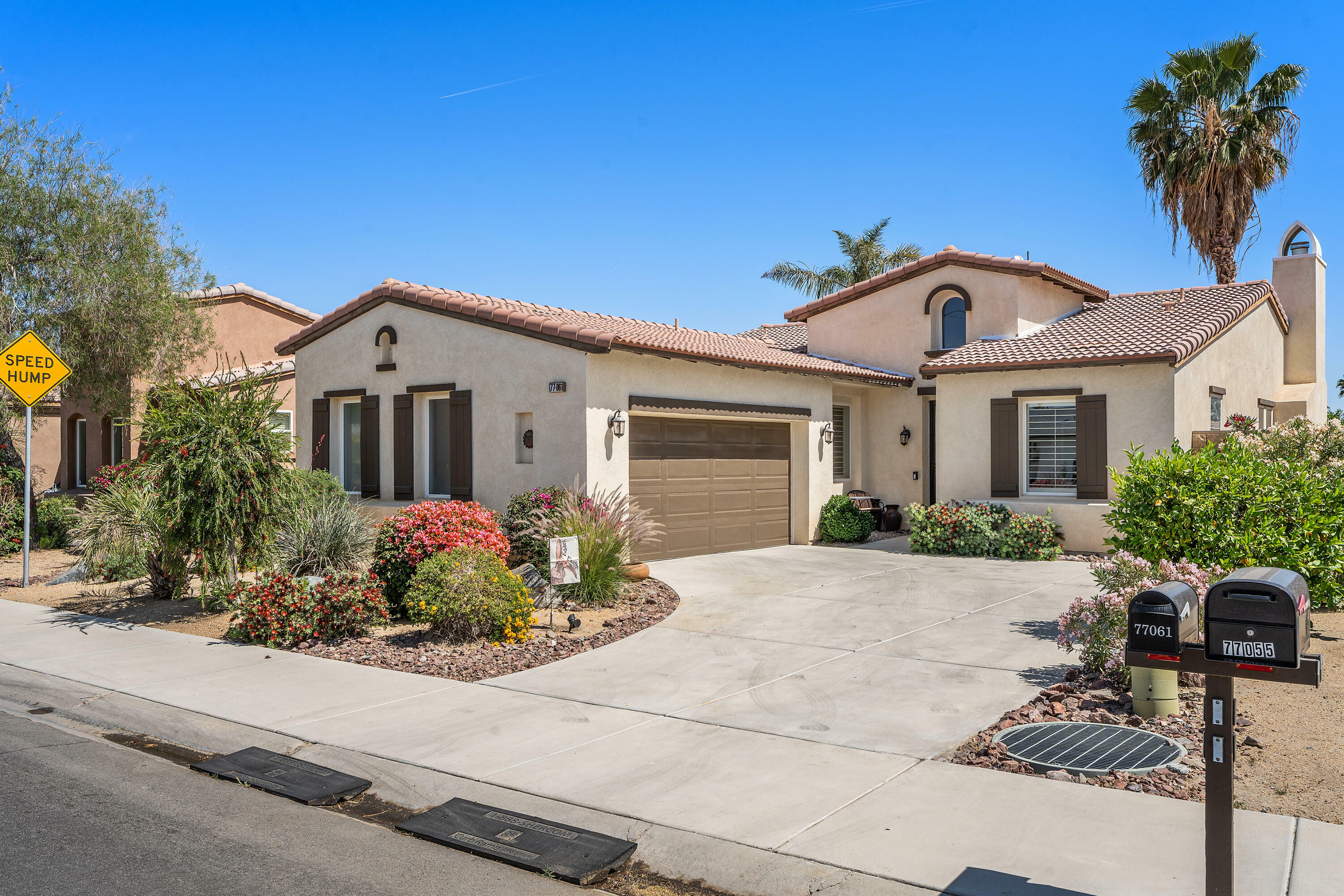 Property Photo:  77061 New York Avenue  CA 92211 