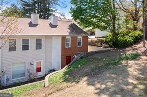 Property Photo: 200 High Creek Drive GA 30076