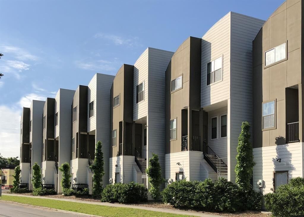 Property Photo:  4116 McKinney Street  TX 77023 