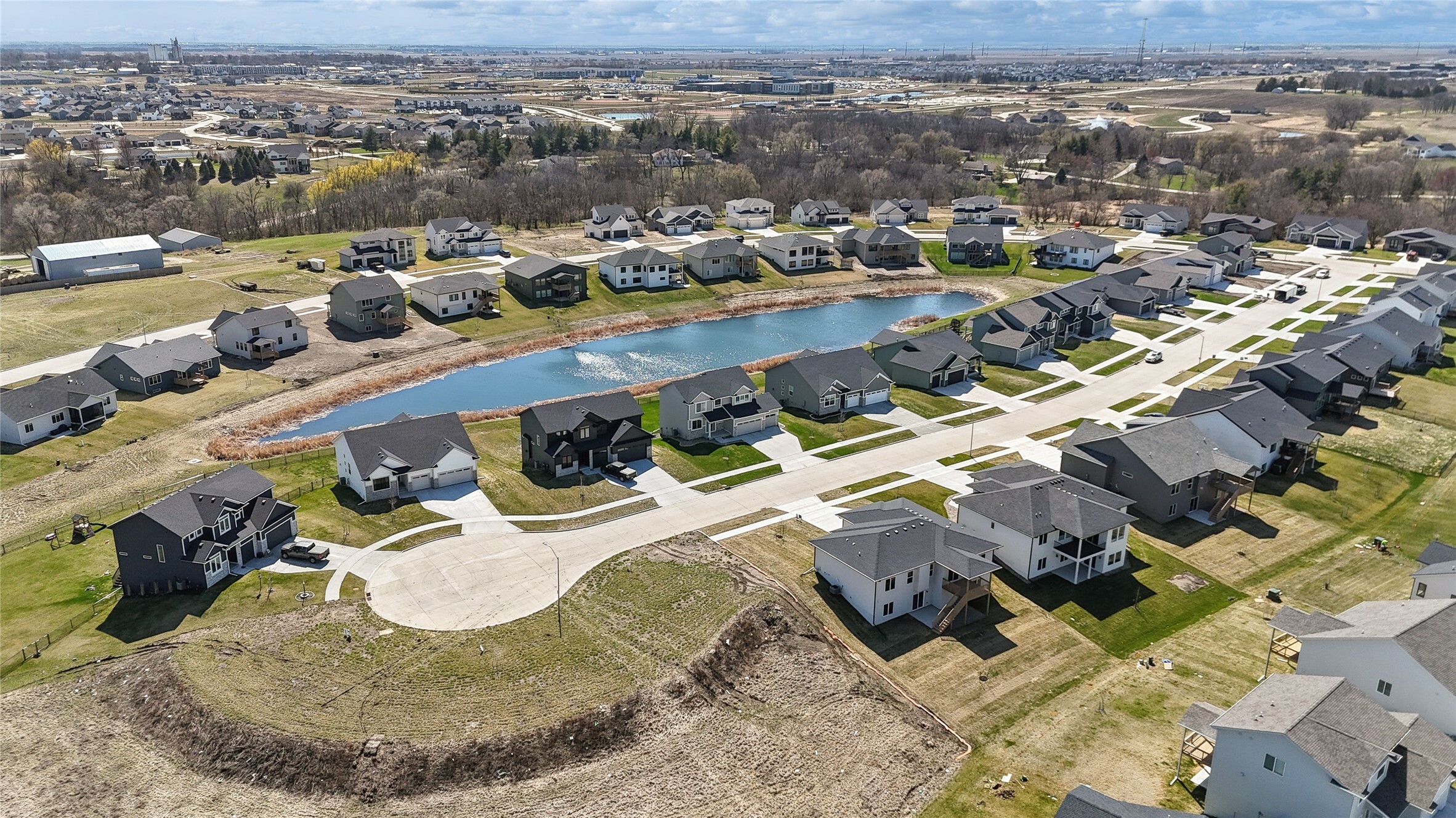 Property Photo: 70 NW Hidden Knoll IA 50263