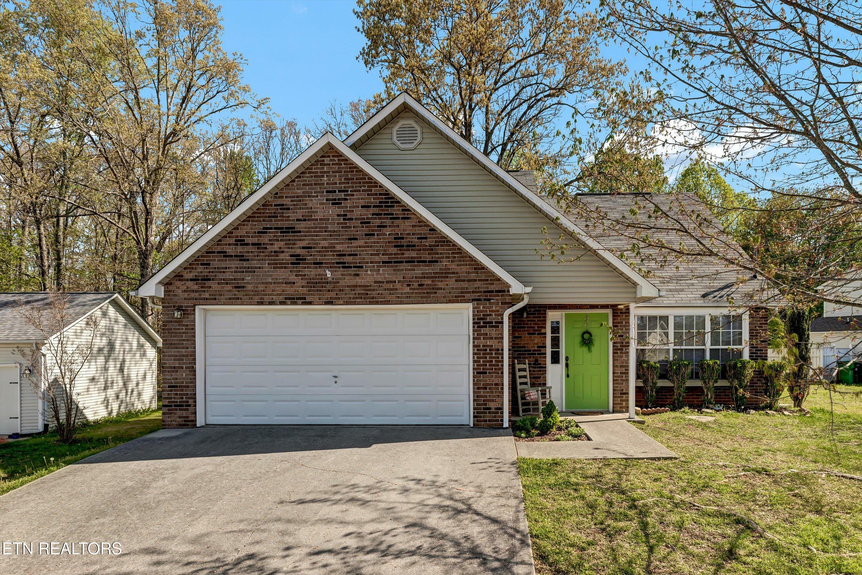Property Photo: 8284 Oak Terrace Lane TN 37849