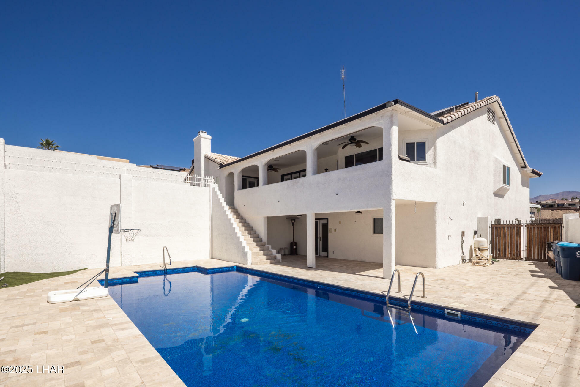 Property Photo: 209 Snead Dr AZ 86406