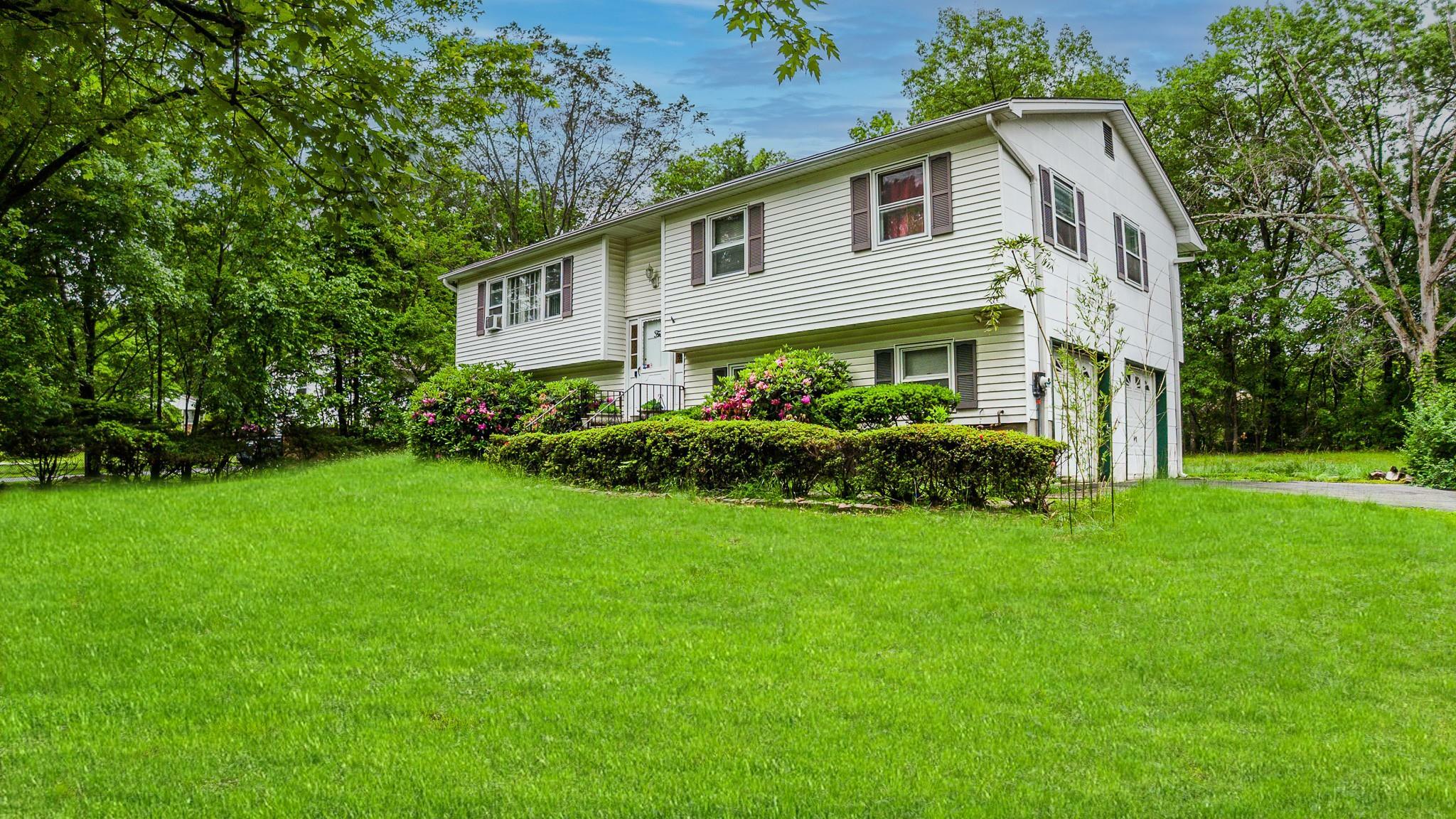 Property Photo: 5 Catalpa Court NY 10954