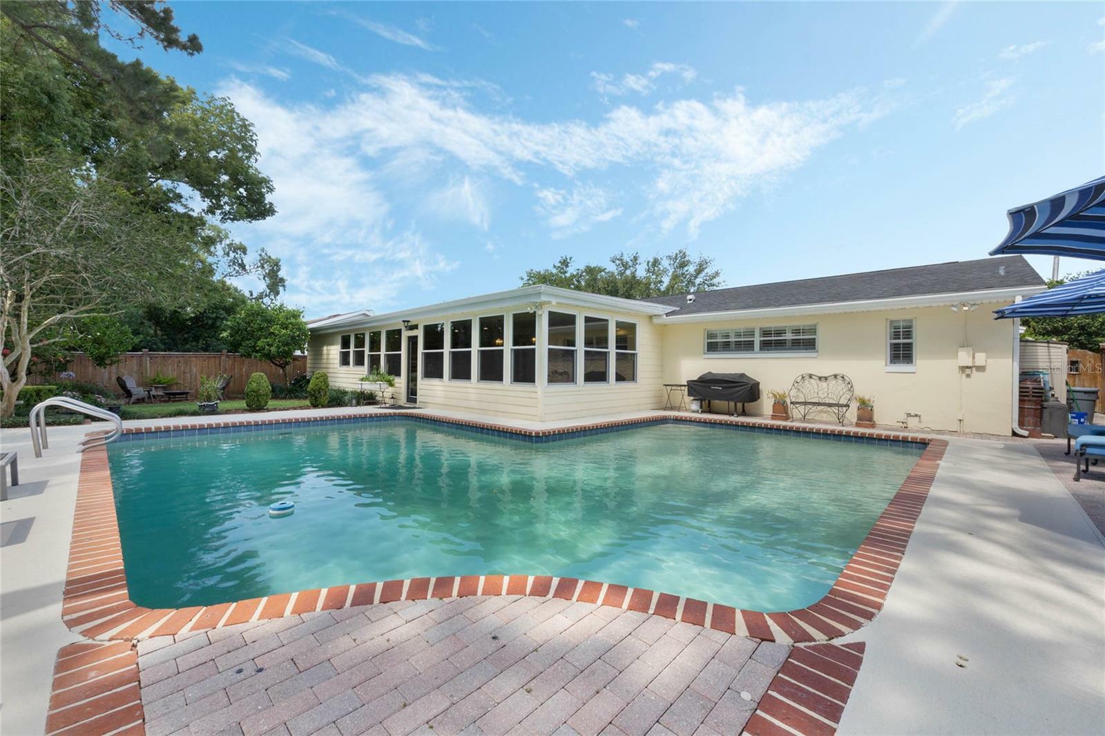 Property Photo: 3015 Dawley Avenue FL 32806
