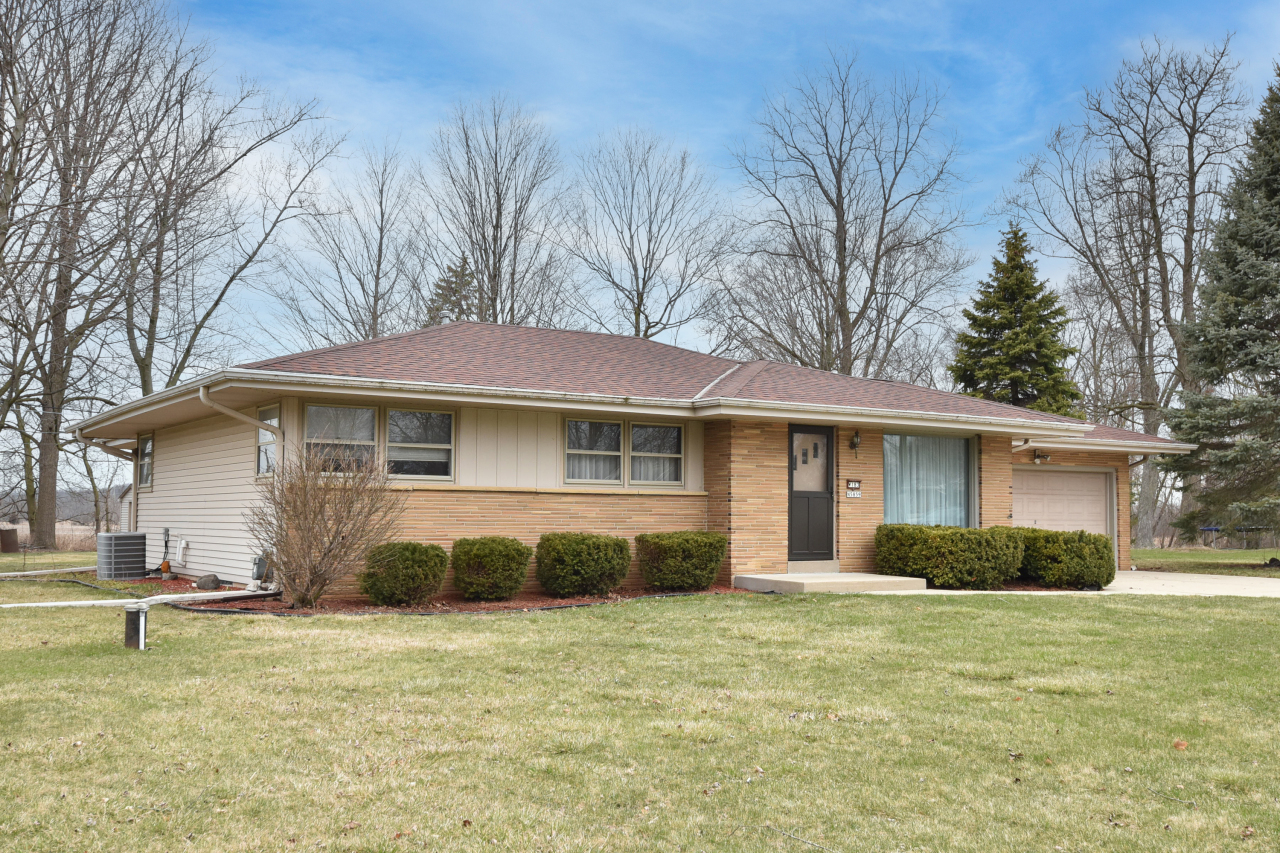 Property Photo: W183n5859 Spruce Ln WI 53051