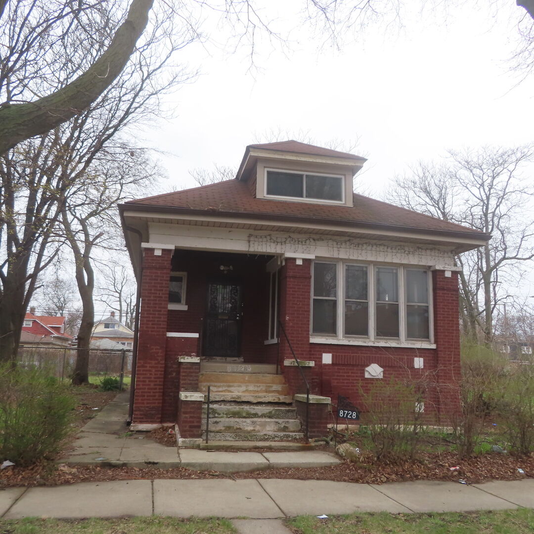 Property Photo:  8728 S Elizabeth Street  IL 60620 