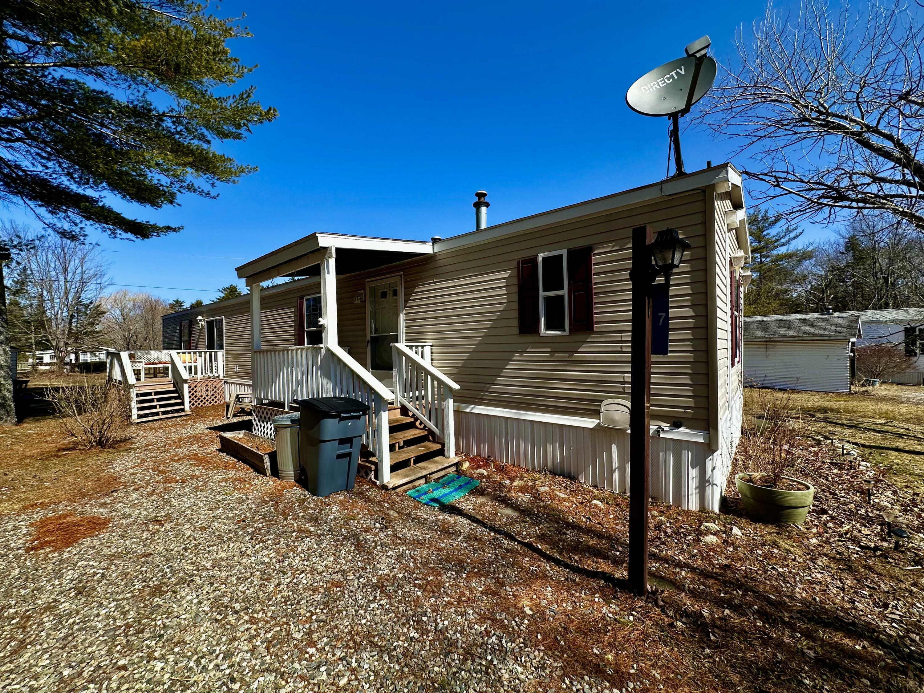 Property Photo: 7 Pine Road ME 04952