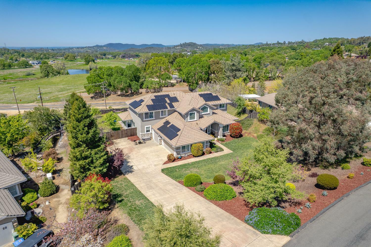 Property Photo: 3521 Foxmore Lane CA 95672