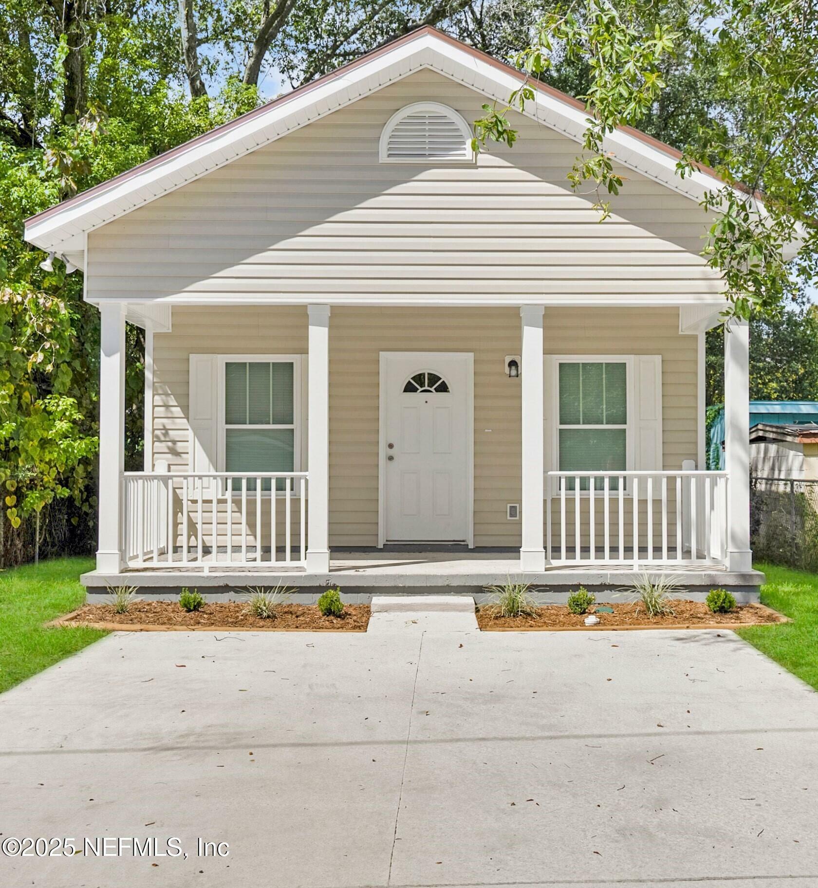 Property Photo: 1703 W 11th Street FL 32209