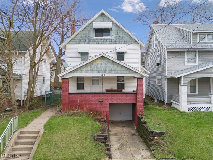 524 Broad Avenue NW  Canton OH 44708 photo
