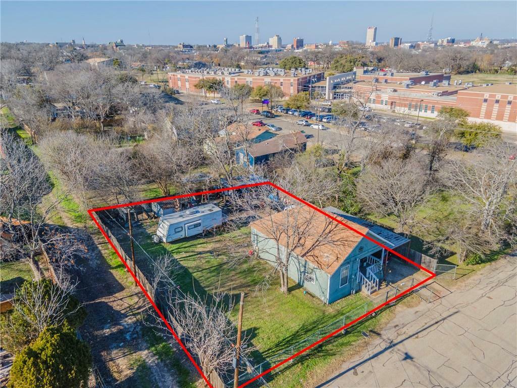 Property Photo: 1507 Cleveland Avenue TX 76706