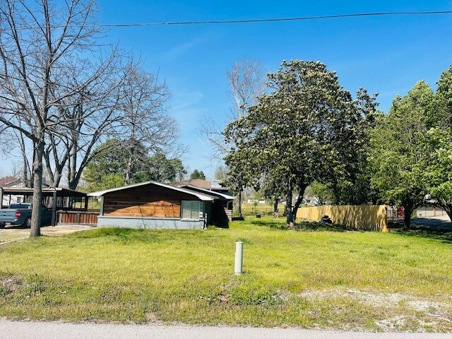 Property Photo: 1110 NW 7th Street AR 72712
