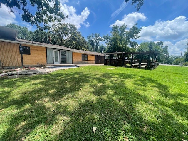 Property Photo: 1110 NW 7th Street AR 72712