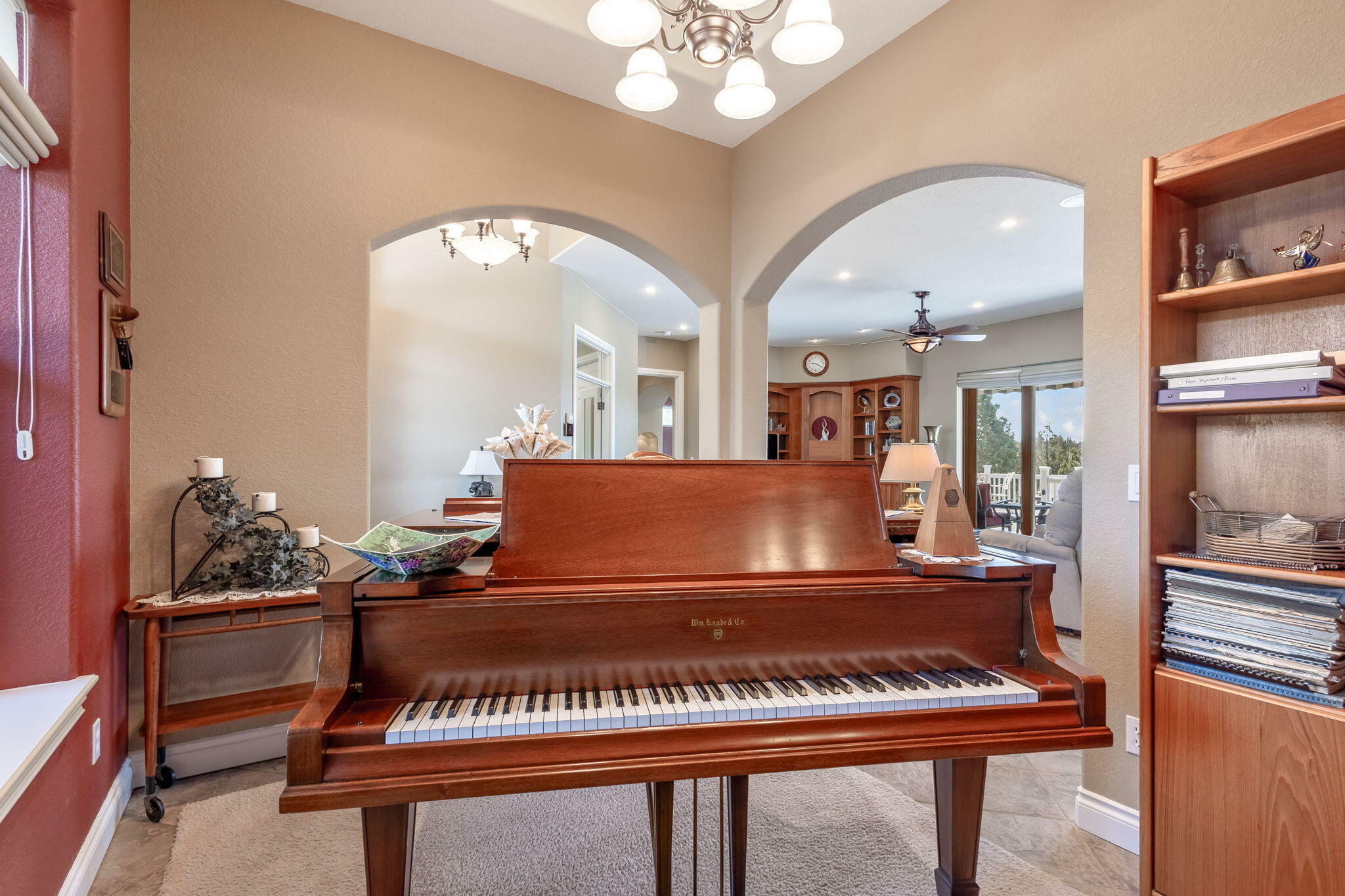 Property Photo: 2158 SE Blue Skies Lane OR 97754