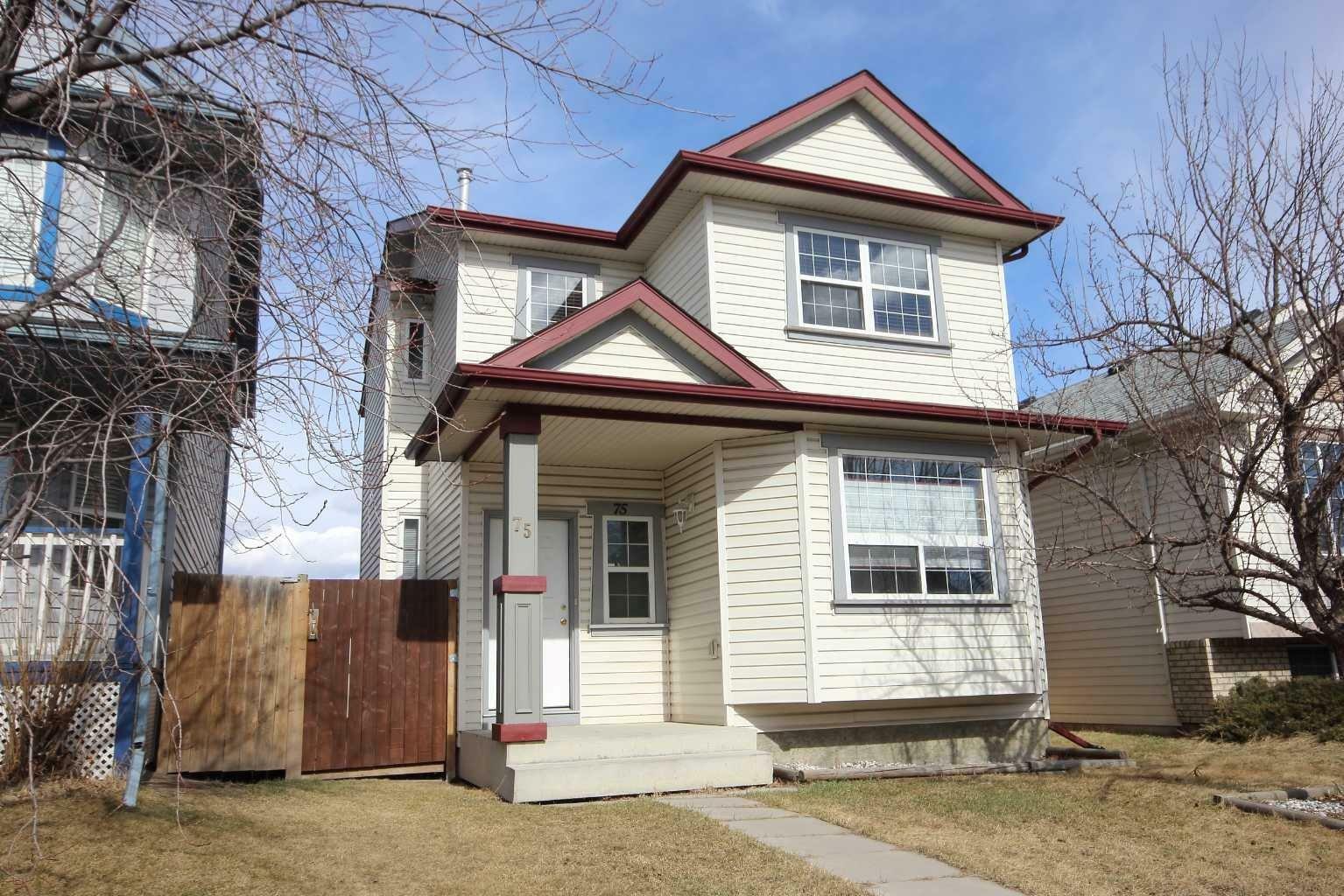 Property Photo: 75 Coventry View NE AB T3K 5H5