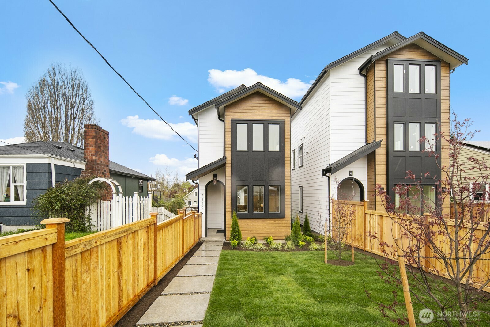 7530  30th Avenue NW  Seattle WA 98117 photo