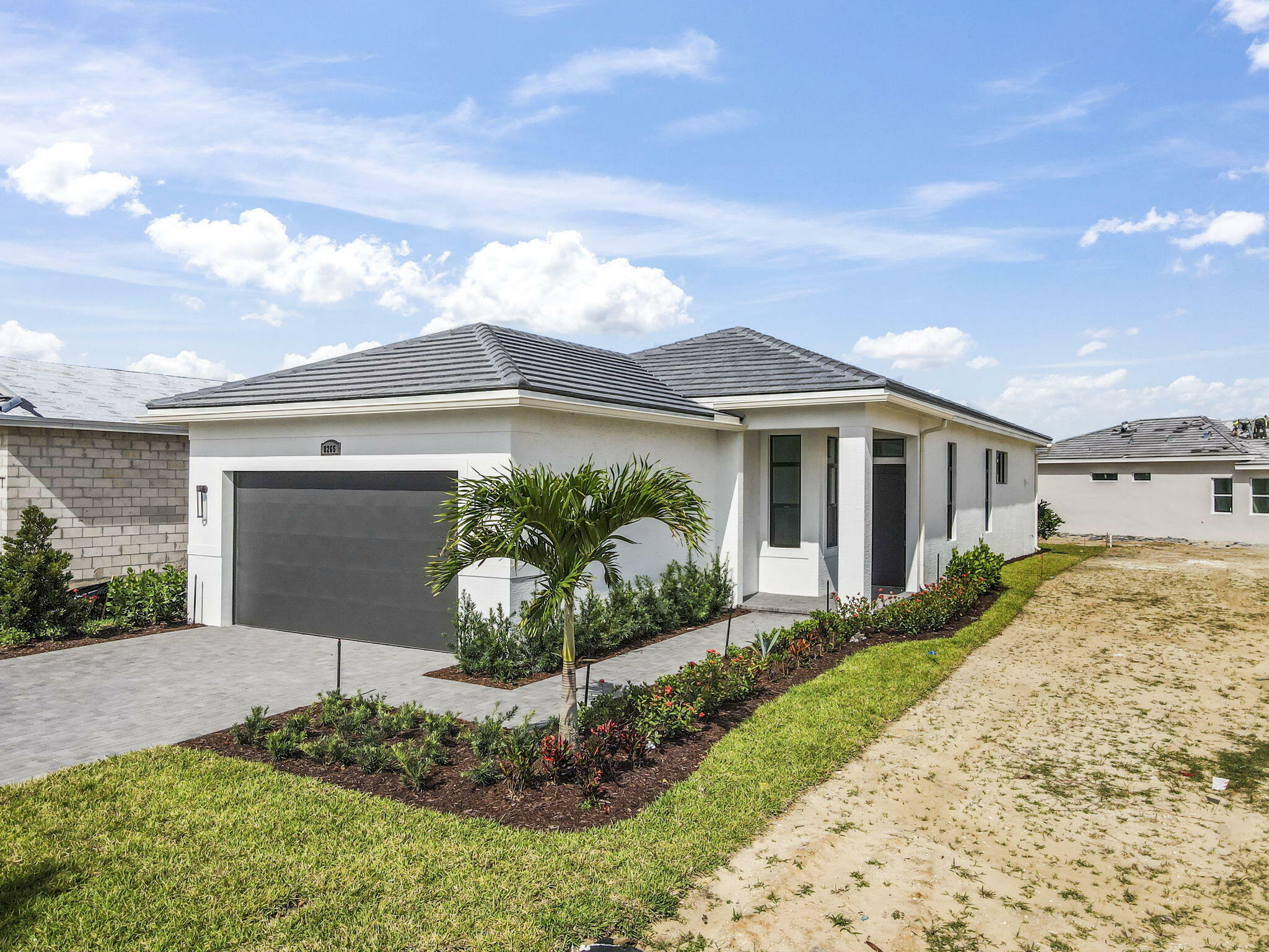 Property Photo: 8265 SW Vecoli Way SW FL 34986