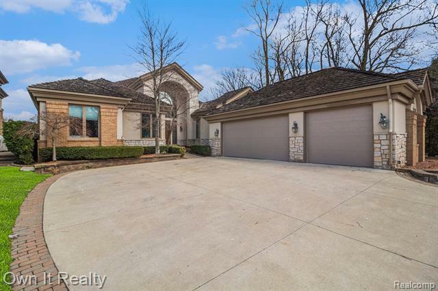 Property Photo: 2 Prestwick MI 48120