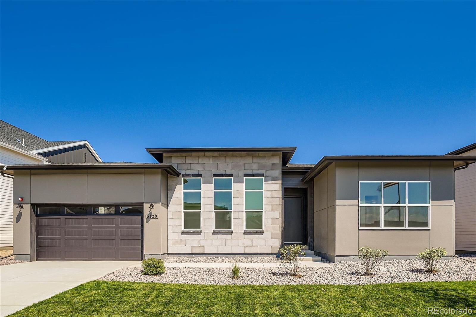 Property Photo:  3120 Westcliff Drive  CO 80538 