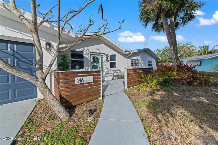 Property Photo:  216 Cynthia Lane  FL 32937 