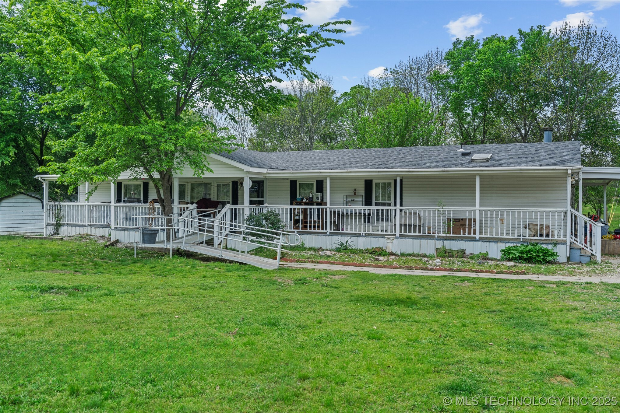 Property Photo: 466676 US Highway 64 N OK 74936