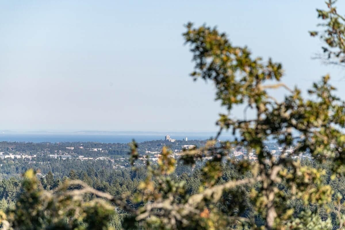 Property Photo: 3020 Westridge Pl BC V9C 1C8