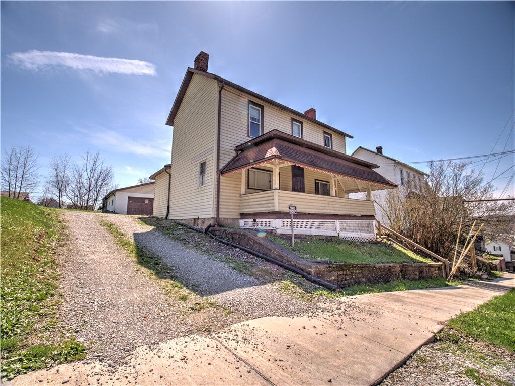 Property Photo: 417 E Francis Ave PA 15425