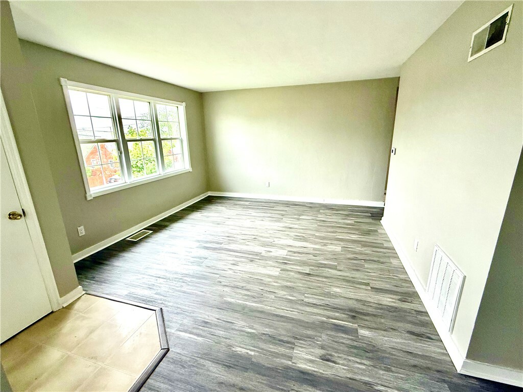 Property Photo: 1347 Coronado PA 15133