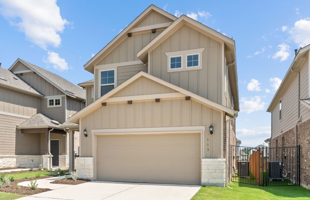 Property Photo: 113 Groveland Drive TX 78642