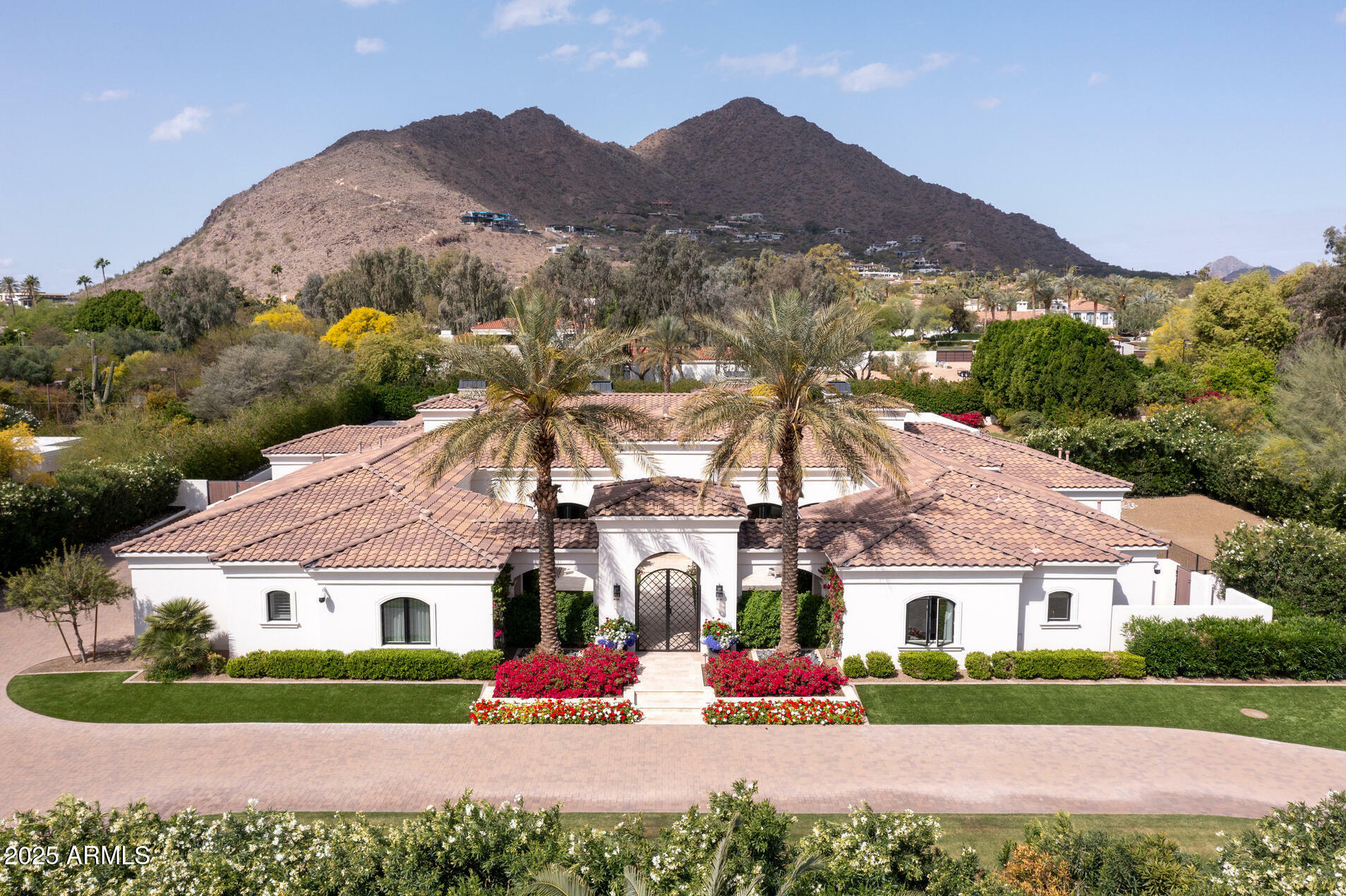 5220 N Casa Blanca Drive  Paradise Valley AZ 85253 photo