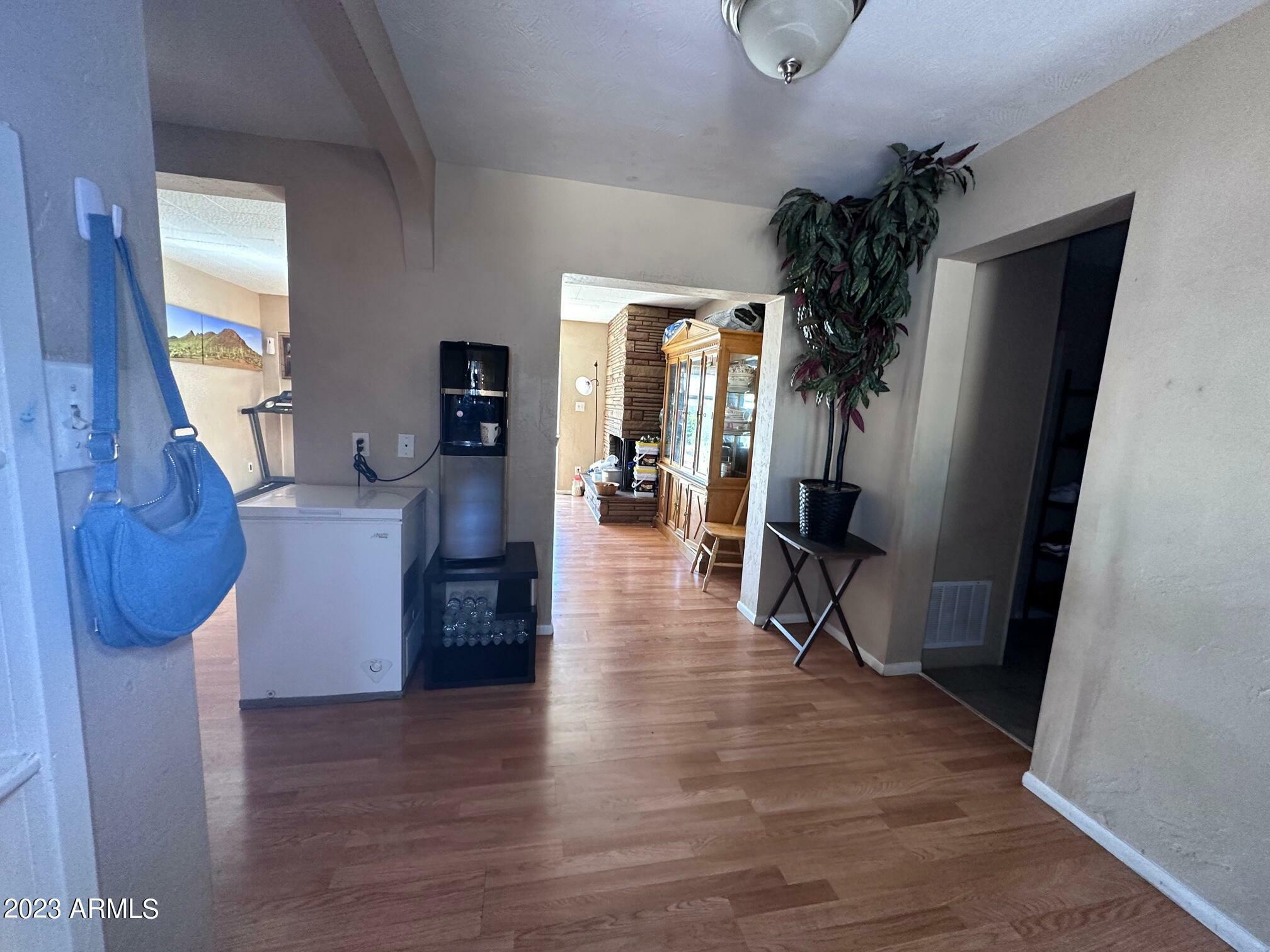 Property Photo: 2729 W Keim Drive AZ 85017