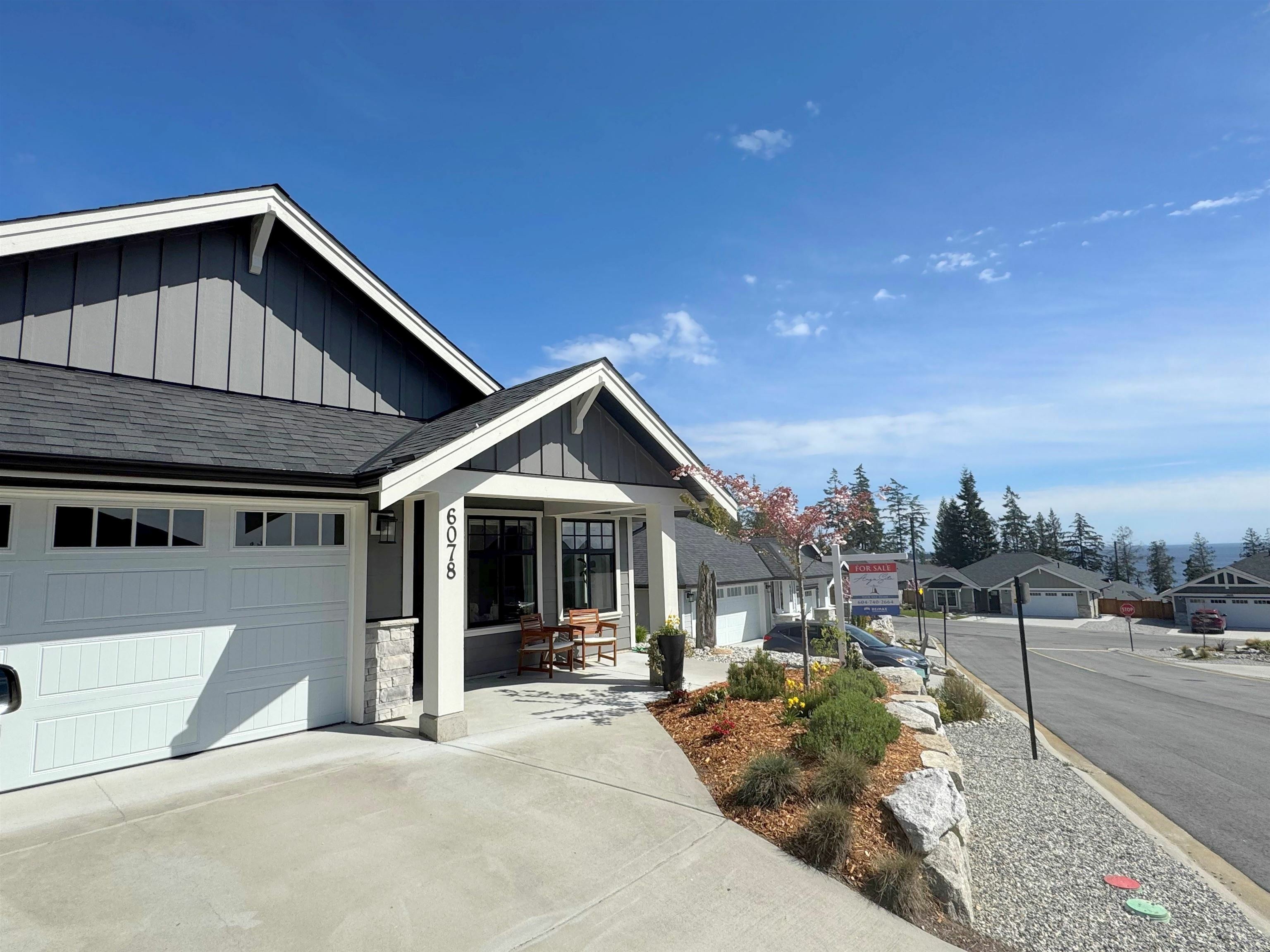 Property Photo: 6078 Kingbird Avenue BC V7Z 0S4
