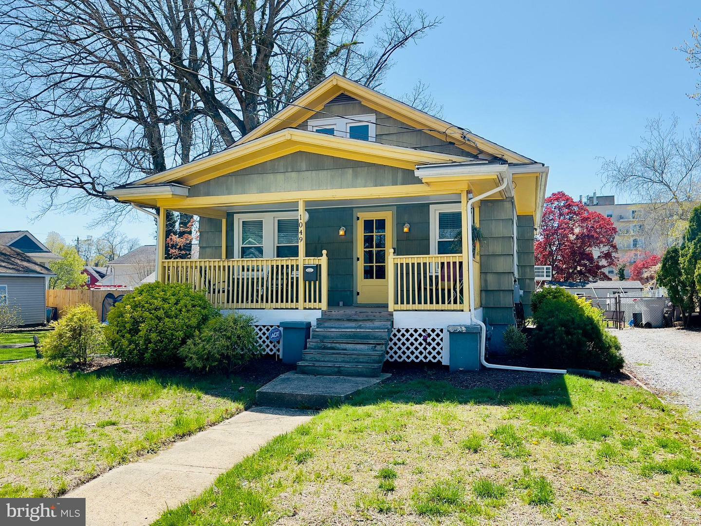Property Photo: 1049 E Almond Street NJ 08360