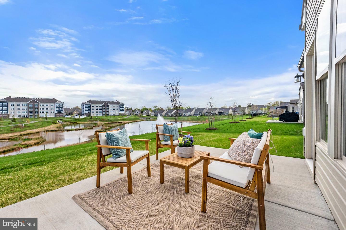 Property Photo: 46360 Reddish Knob Drive VA 20164