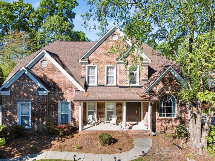 Property Photo: 551 Hemmings Place NW NC 28027