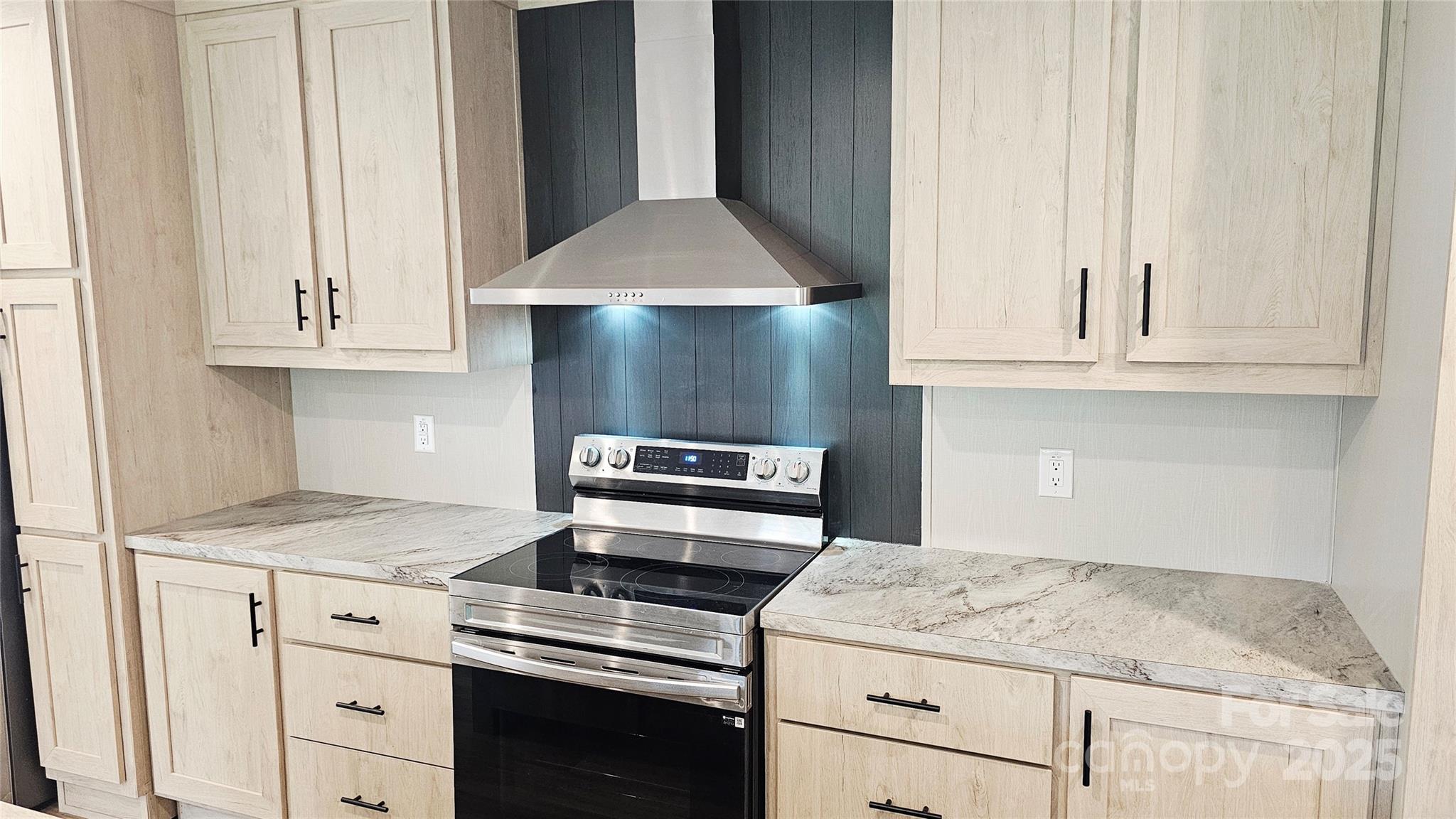 Property Photo:  5989 Kaylas Ridge Road  NC 28612 