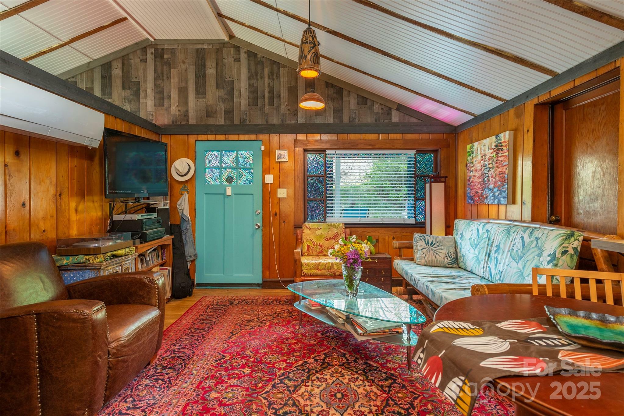 Property Photo: 382 Starnes Cove Road NC 28715
