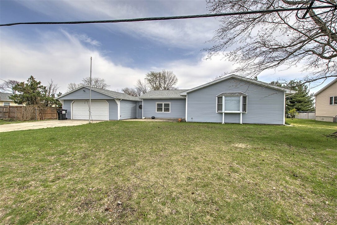Property Photo: 4560 Needle Road IL 62526