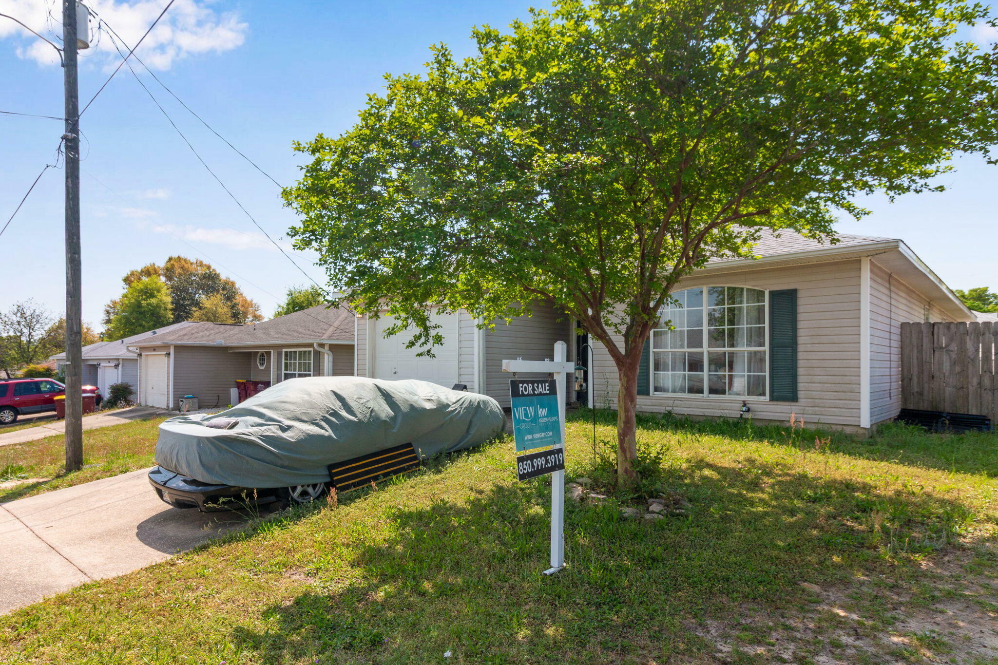 Property Photo: 322 Apple Drive FL 32536