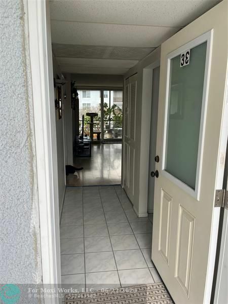 Property Photo: 114 Royal Park Dr 3E FL 33309