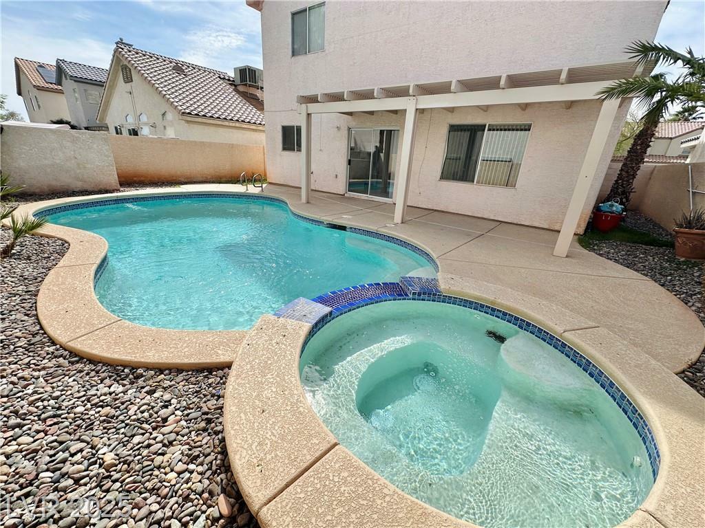 Property Photo: 7216 Winding Creek Drive NV 89113