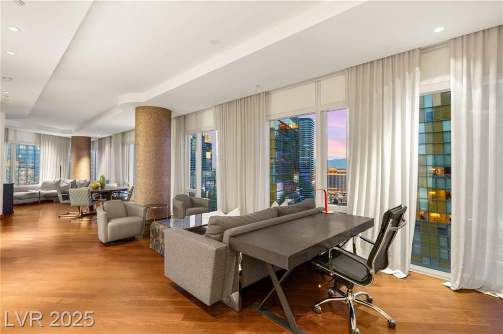 Property Photo: 3750 Las Vegas Boulevard 3009 NV 89158