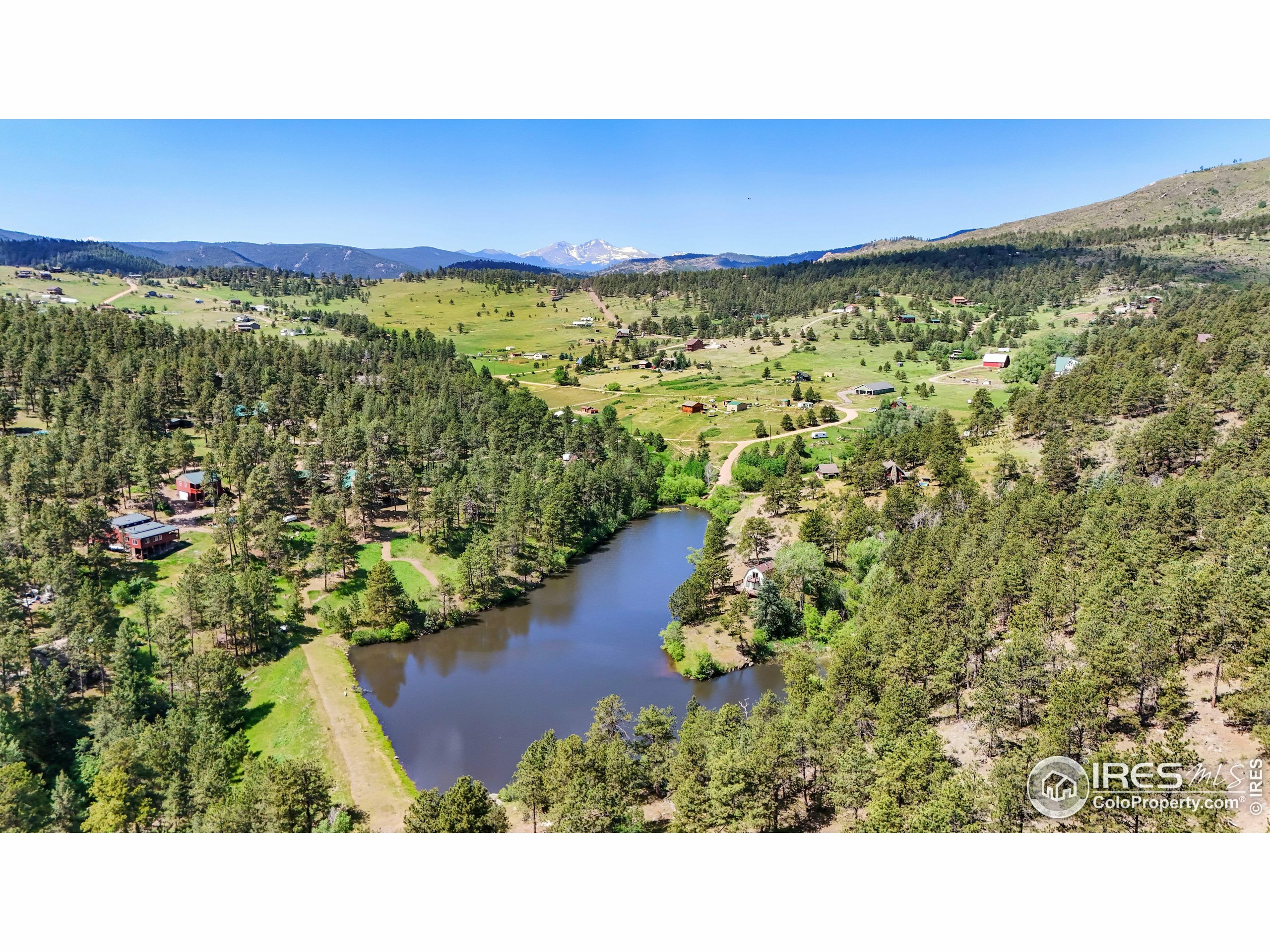 Property Photo: 156 Lakeview Dr CO 80515