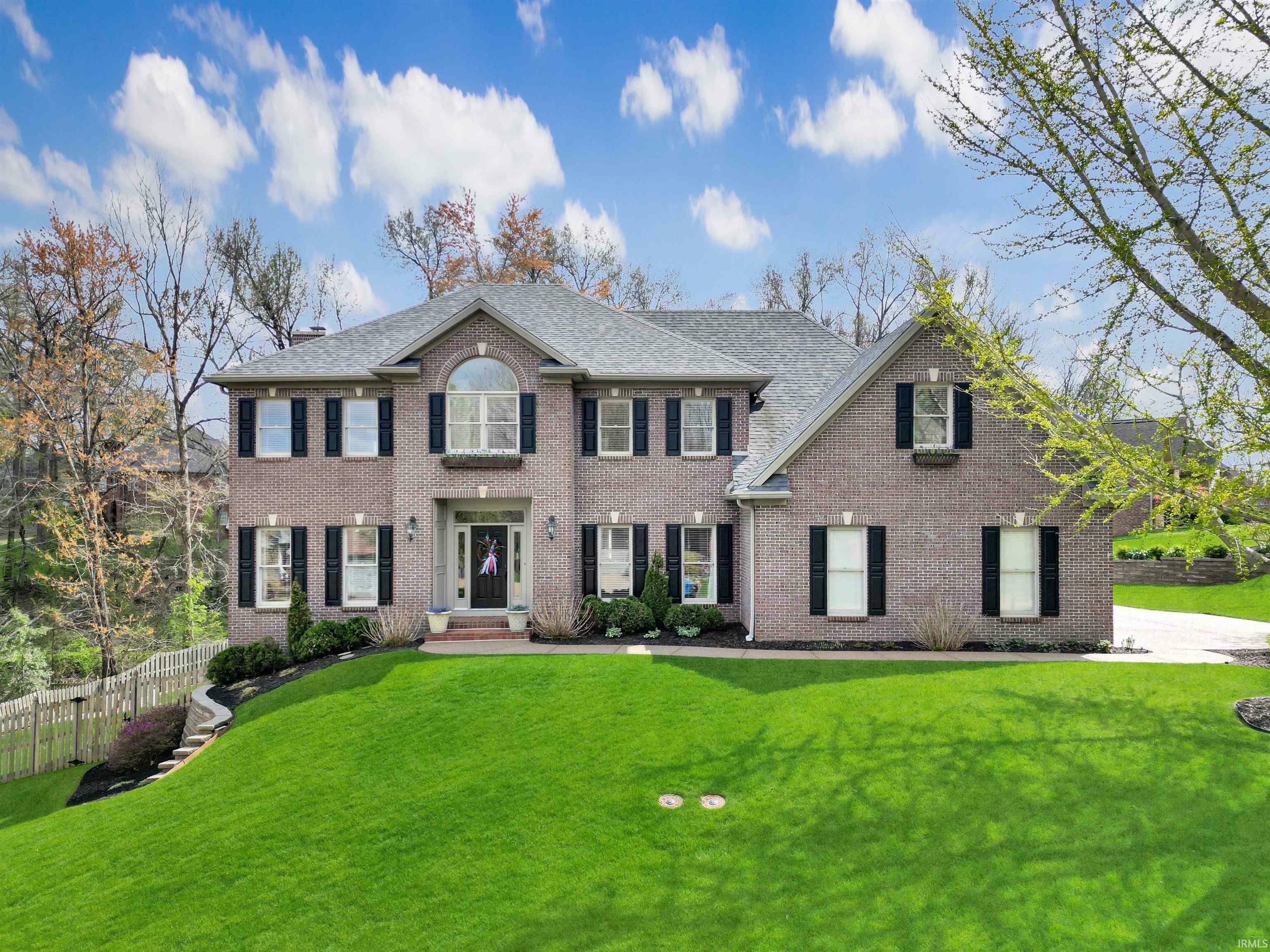 Property Photo: 321 Knollview Drive IN 47711