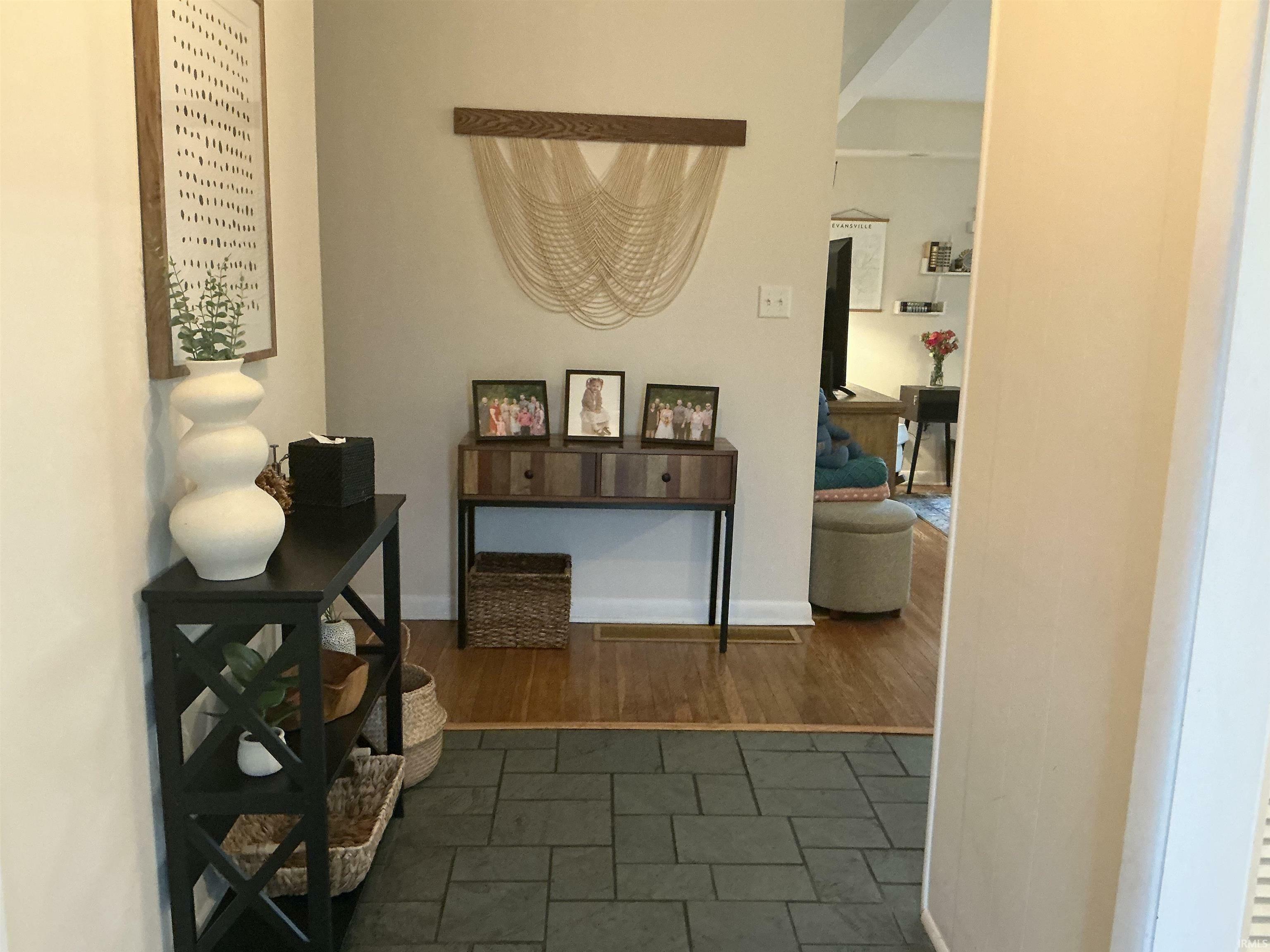 Property Photo: 2233 Swinging Way IN 47711-2033
