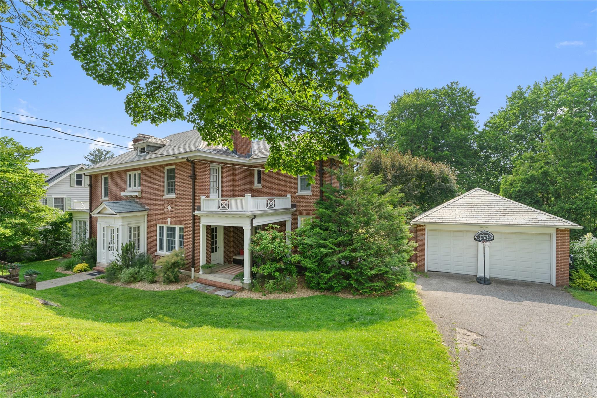 Property Photo: 27 Calumet Avenue NY 10706