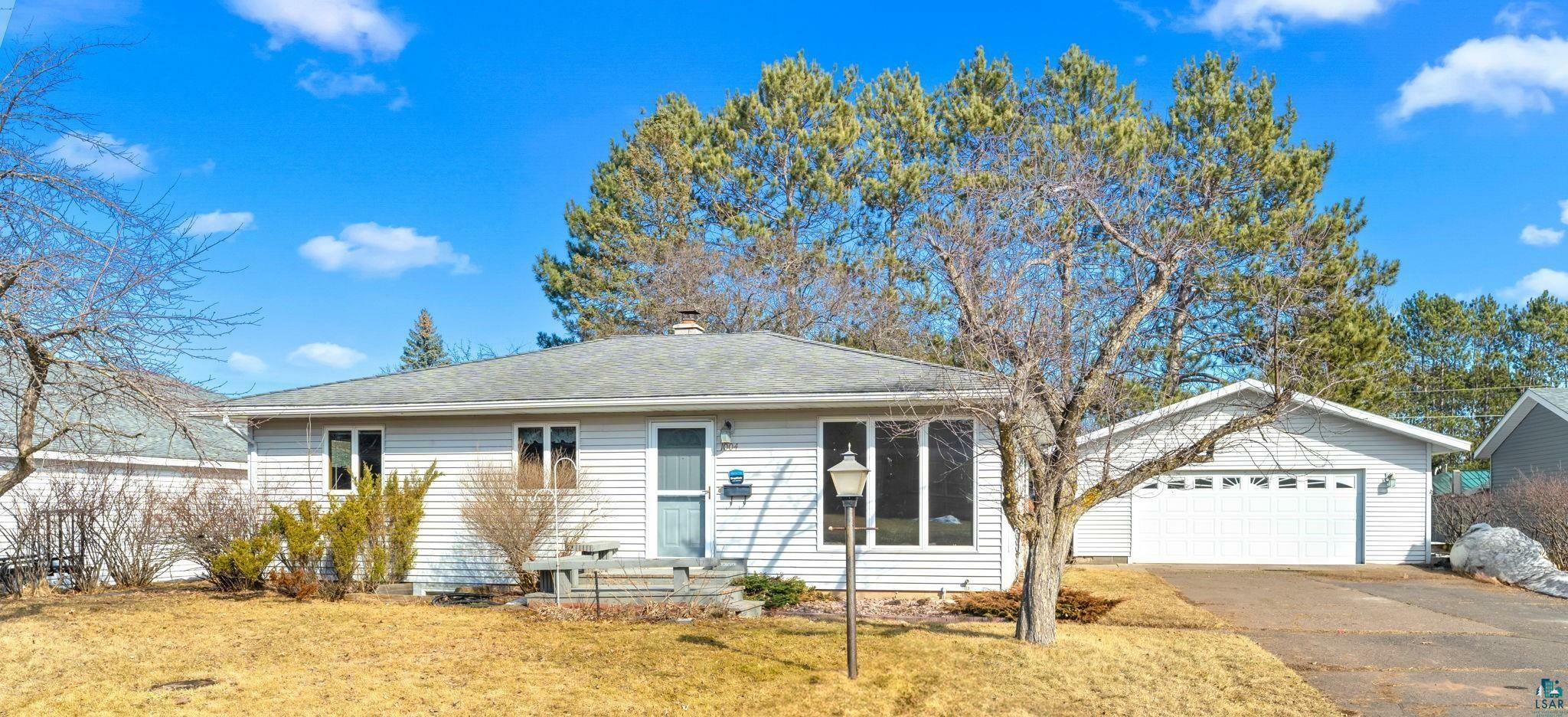Property Photo: 1004 15th St MN 55720
